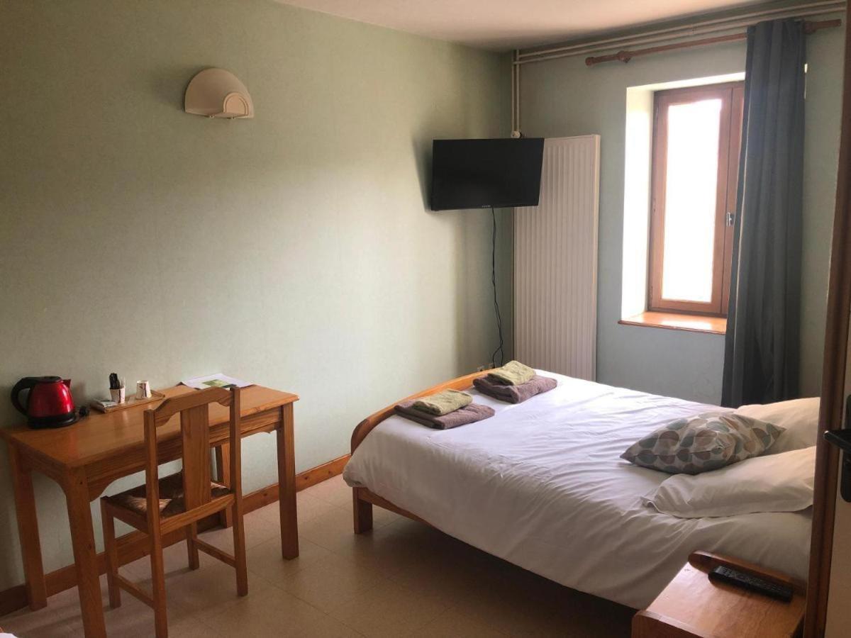 Rod & Seve Hotel Propieres Quarto foto
